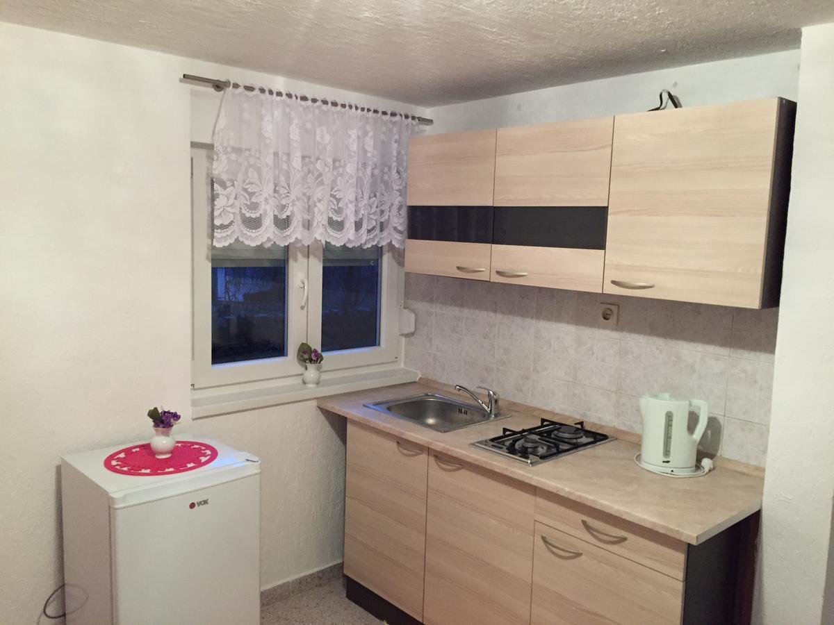 Apartments Bozena Крк Екстер'єр фото