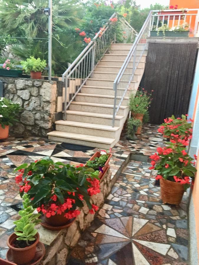 Apartments Bozena Крк Екстер'єр фото